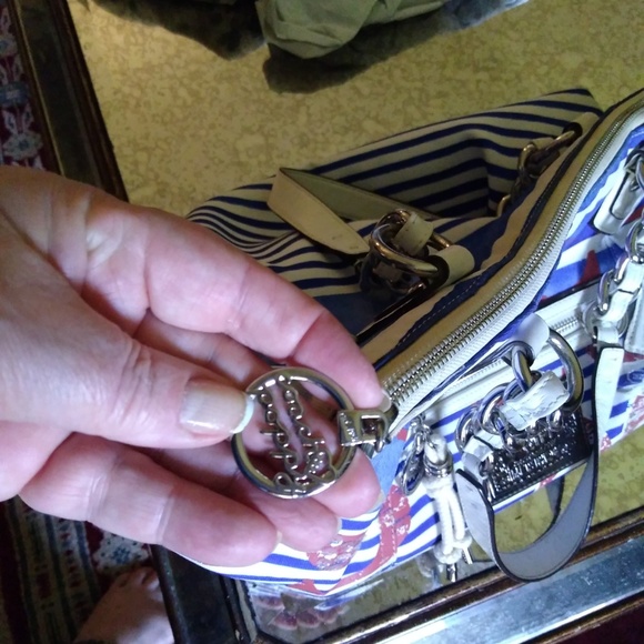 $398 Coach Signature Poppy Sequin Nautical Stripe - Picture 5 of 8